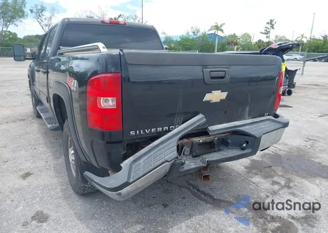 2008 Chevrolet Silverado 2500Hd Lt1 z USA, uszkodzony, nr VIN 1GCHK23K68F204526